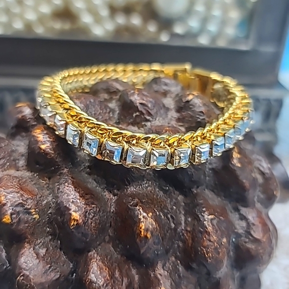 Henri Bendel Emerald-Cut CZ Gold-plated Tennis Bracelet πΎ DAZZLING! - Picture 5 of 12